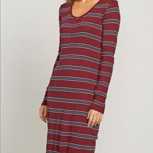 🎁 NWT Volcom Lounge Dress - Picture 1 of 5